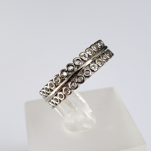 18k Stack Band - Picture 5 of 8